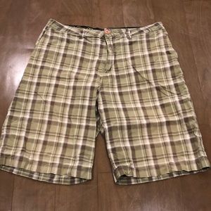 quicksilver 36 shorts